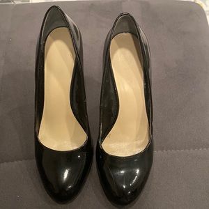 Nine West Patent Black Leather Pumps size 6.5